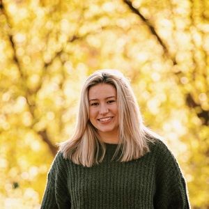 Meet your Posher, Isabella